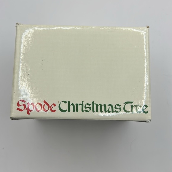 Spode Christmas Tree Baby 1st Christmas Mug with Green and Red Accents - Picture 11 of 13